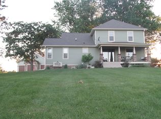 810 3rd St SW, Plainview, MN 55964