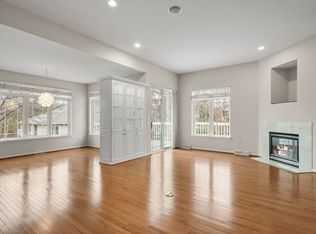 3216 Conservancy Ln, Middleton, WI 53562