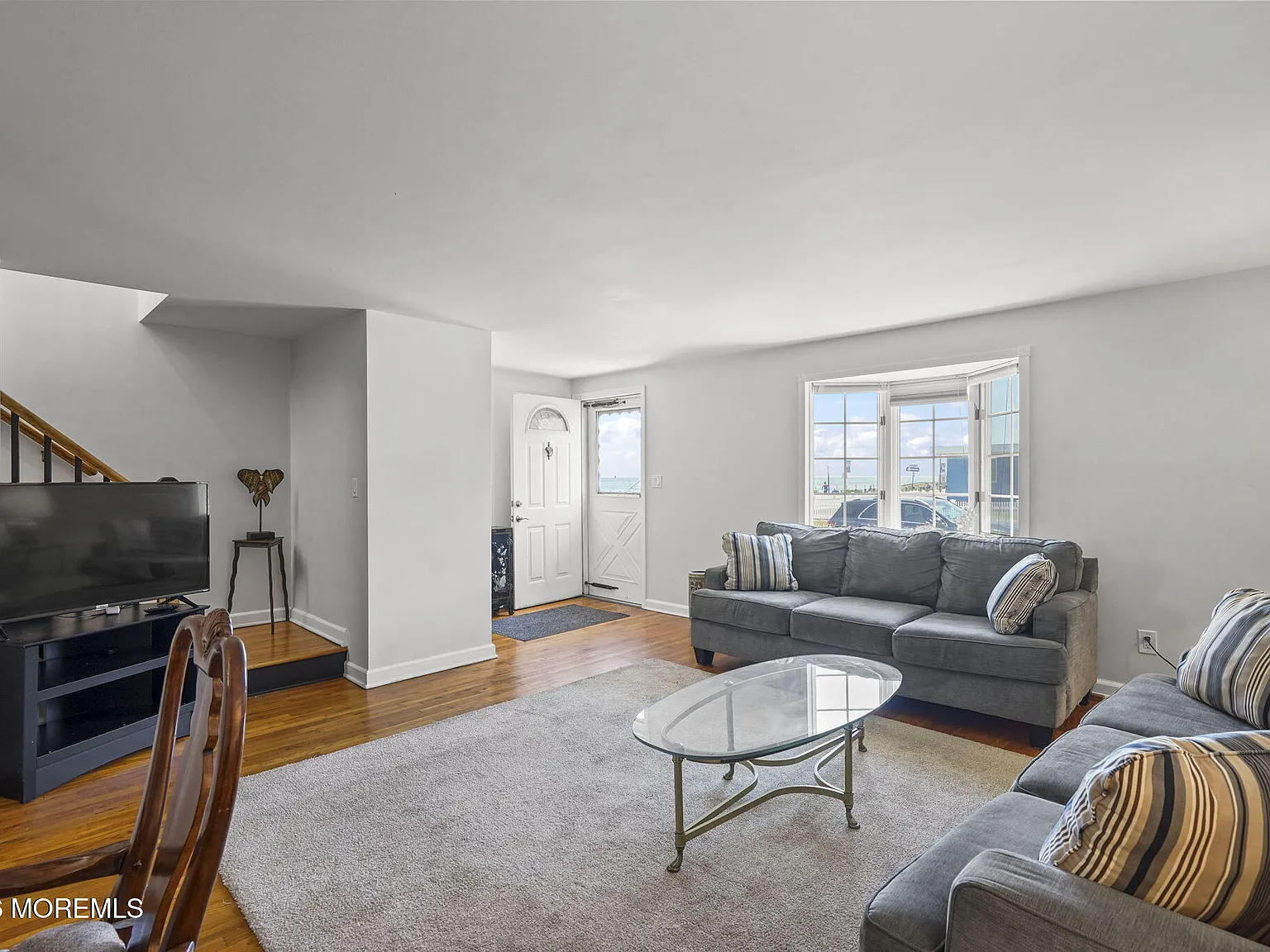 3 bed, 1200 sqft, $2,450 — Photo 4