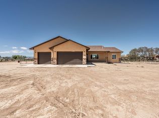 929 27th Ln, Pueblo, CO 81006