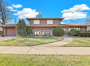 16930 Prince Dr, South Holland, IL