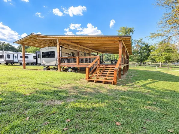 496 Shady River Dr, Ivanhoe, VA 24350