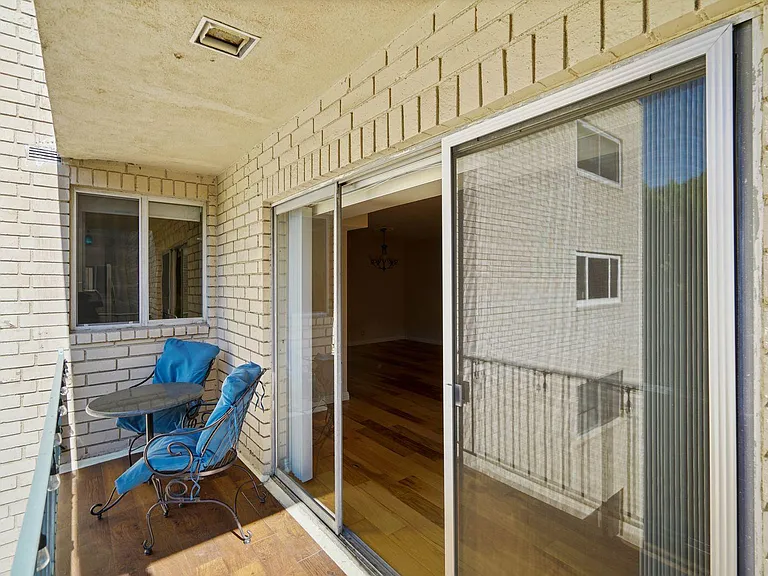 7309 Franklin Ave — Photo 17