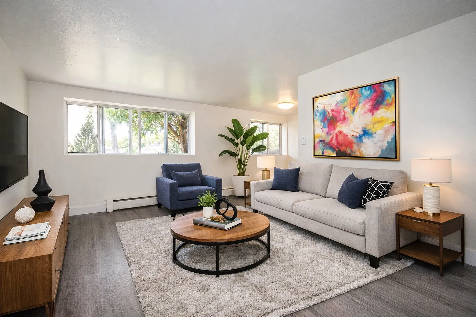 Meadowcrest Apartments — Photo 2