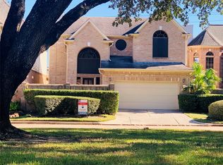 6710 Oakwood Hollow Ct, Houston, TX 77040