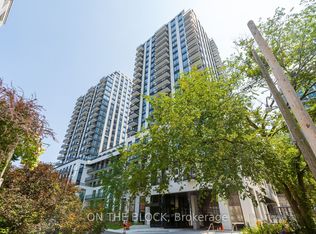 91 Montclair Ave #830, Toronto, ON M5P 1P5