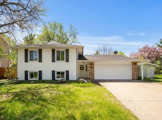8648 Ironwood Ave S, Cottage Grove, MN 55016