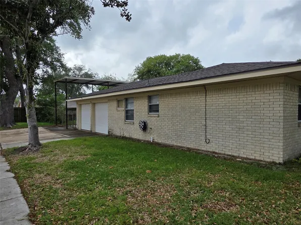 4218 Ember Ln, Deer Park, TX 77536