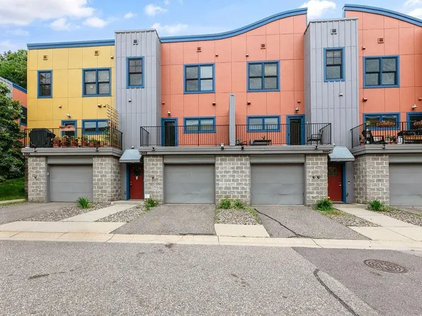 566 State St APT B, Saint Paul, MN 55107