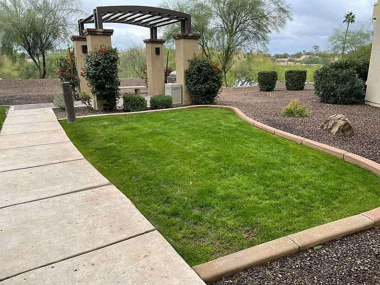 patio grill area downstairs from building with view on retention pond and bike trail to Arizona canal, 10 minute bike ride to old town