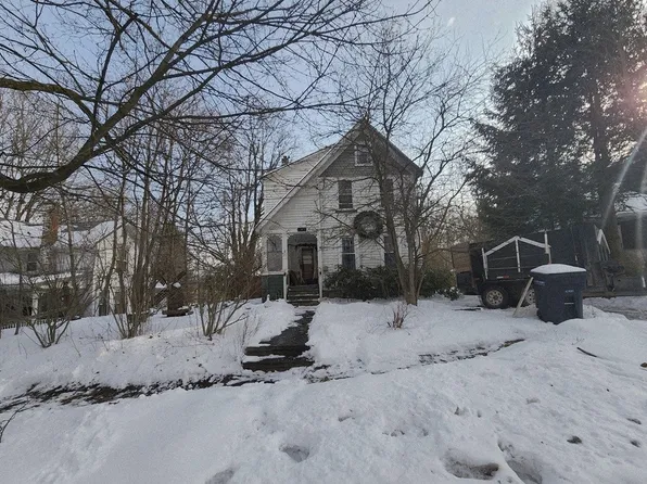 17 Ogden St, Walton, NY 13856