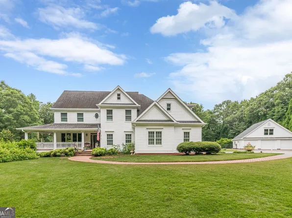 7161 Avalon Dr, Douglasville, GA 30135