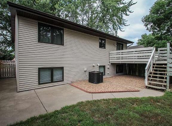2nd image of 11148 Idaho Ct N
