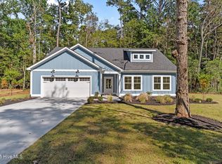 102 NE Dr NW, Calabash, NC 28467