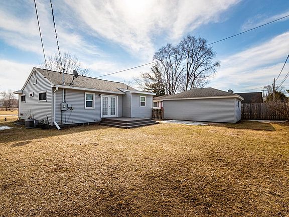 3rd image of 2545 2nd AVENUE
