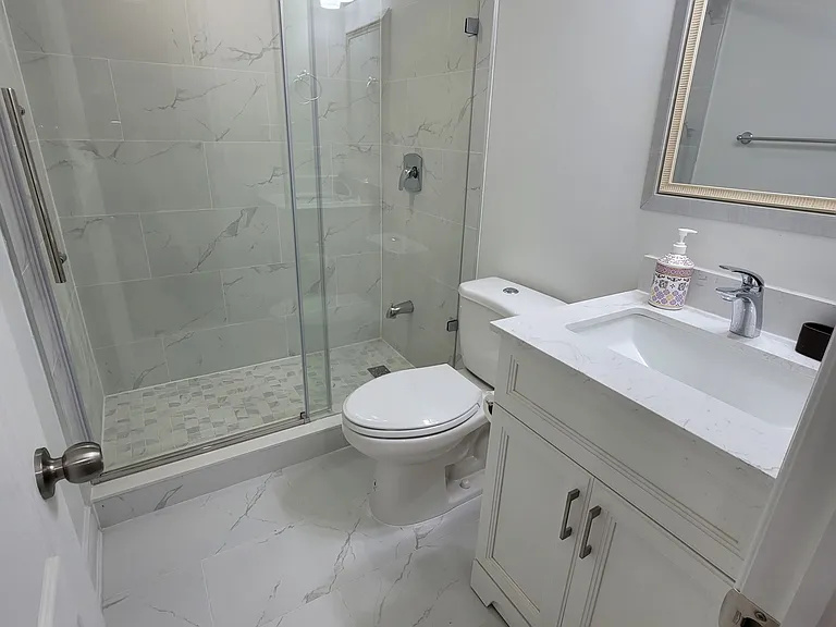 3249 Paul Henderson Dr #BASEMENT — Photo 12