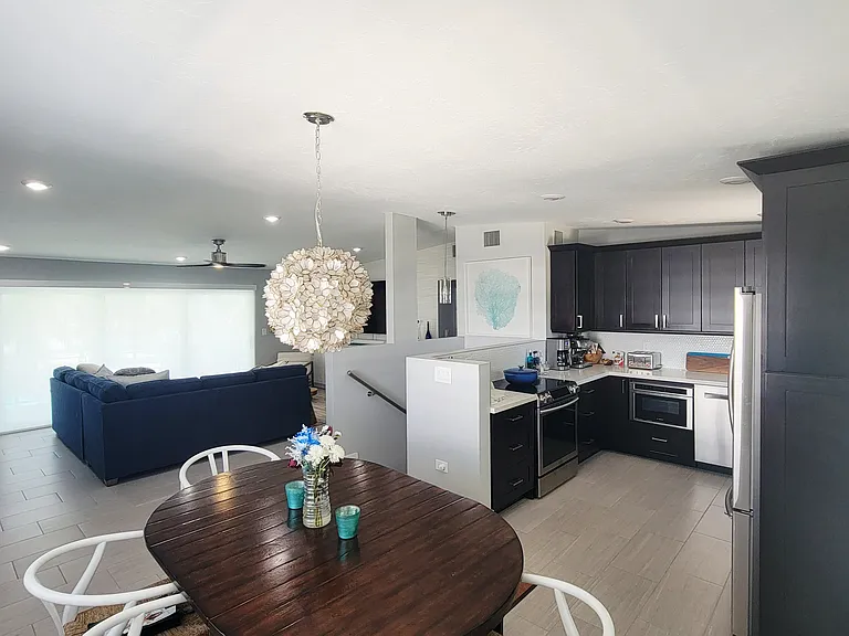 N Coconut Palm Blvd — Photo 11