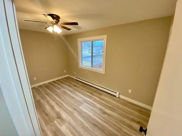 4310 Grainwood Cir NE — Photo 7