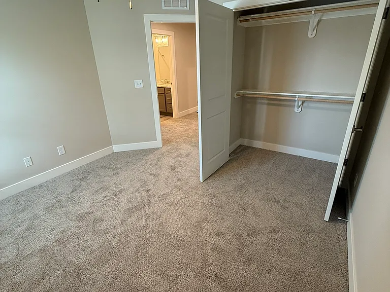 8524 Kickapoo St #8524 — Photo 9