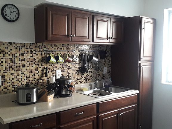 3rd image of 7330 Byron Ave APT 2