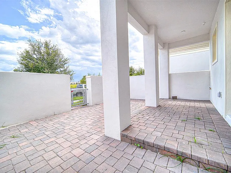 7035 Nemours Pkwy — Photo 2
