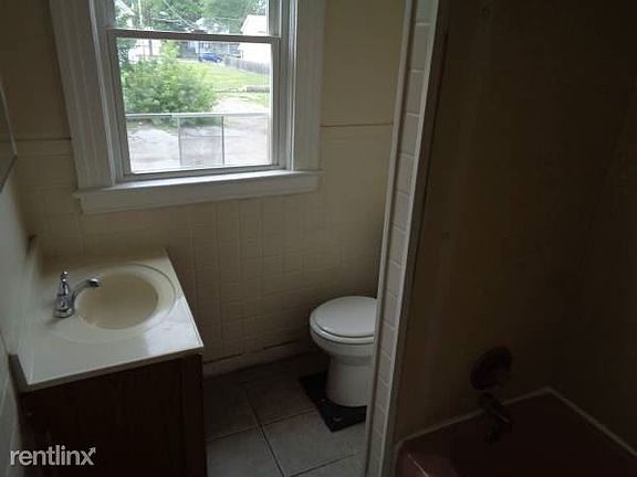 00404_6SqOANa3l75_600x450