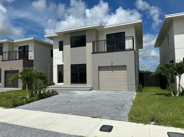 209 NW 13th Pl, Florida City, FL 33034