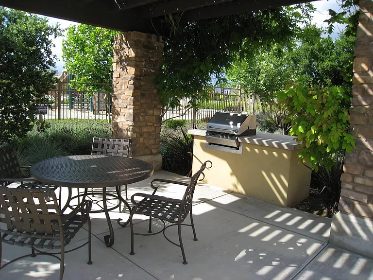3656 Richmond Ave — Photo 33