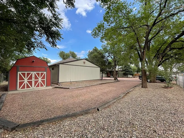 30 Shangra La Dr, Colorado Springs, CO 80907