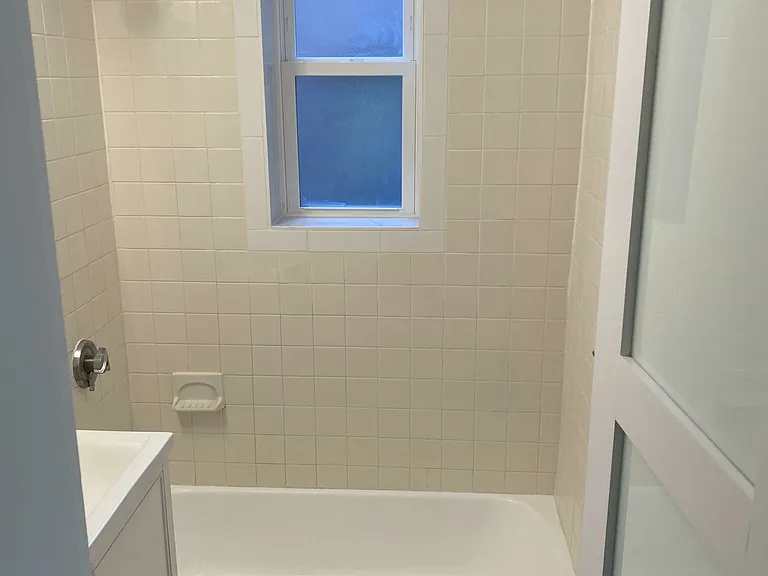 45 Westland Ave #18A — Photo 17