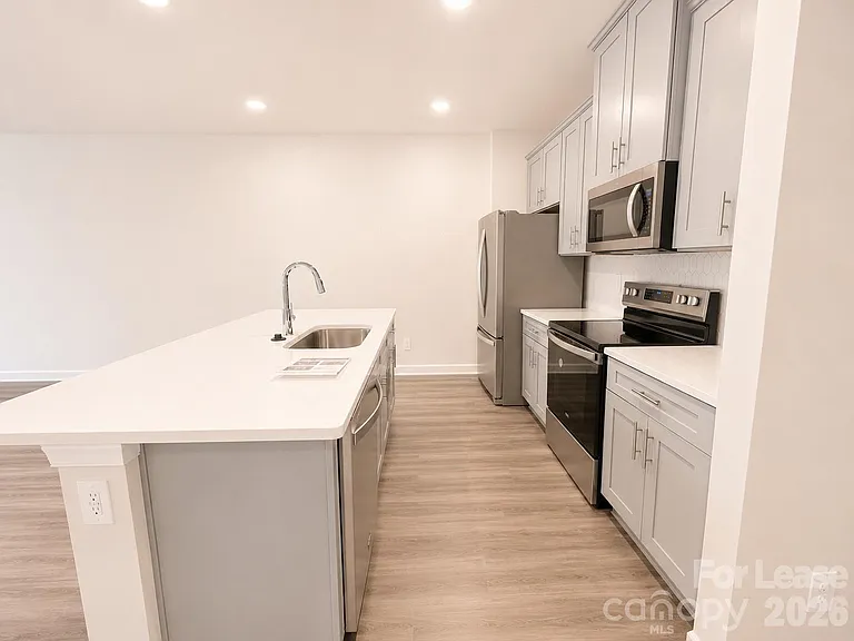 105 Ciara Pl #C — Photo 3