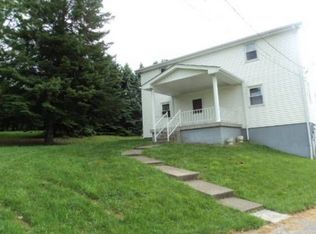 894 Rinker Rd, Wintersville, OH 43953