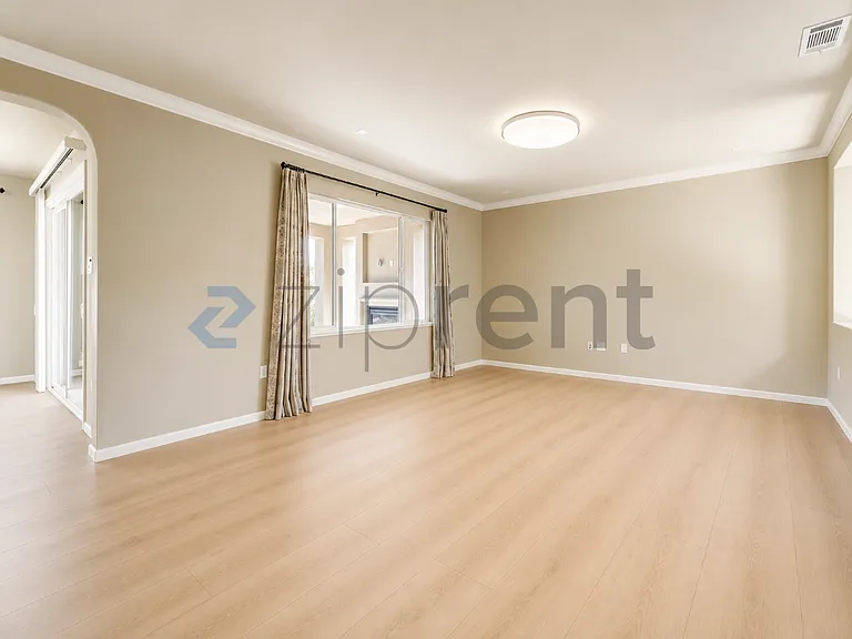 5617 Monaghan Way — Photo 7