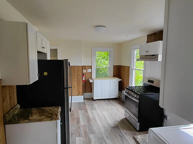 163 Washington St #2 — Photo 19