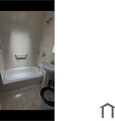 351 Autumn Ave #2 — Photo 5