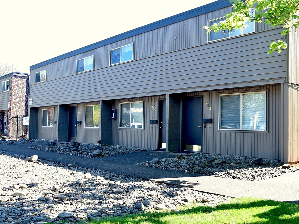 Norseman Apartments