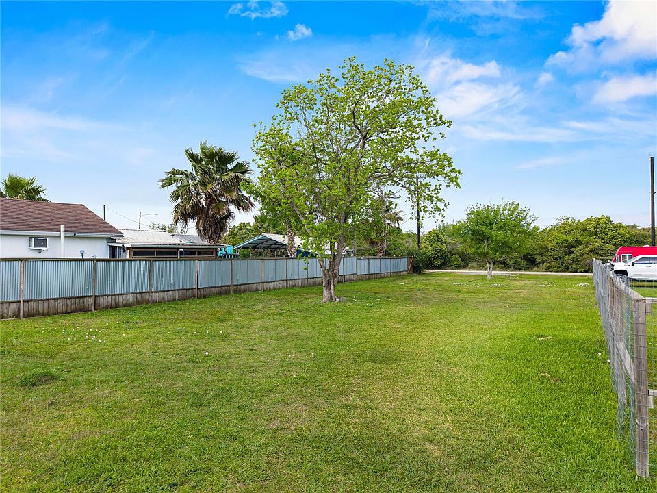 1st image of 309 5th St