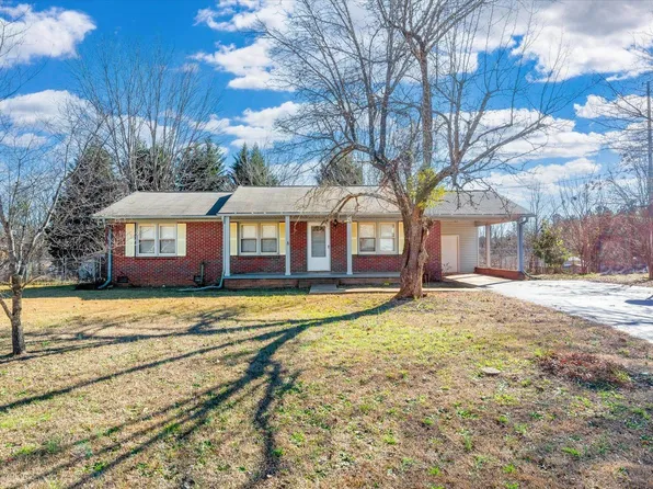 127 Crestview Dr, Cowpens, SC 29330