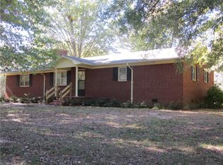 1370 Ed Hawkins Rd, Sandy Ridge, NC 27046