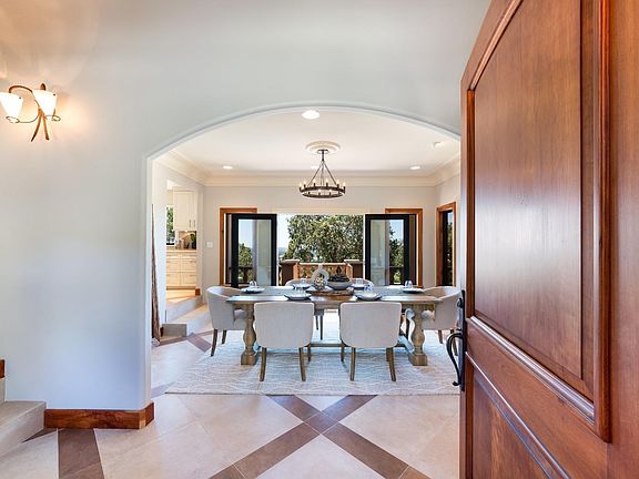 5th image of 660 Alta Vista Drive