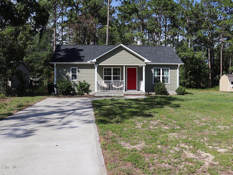 Listing photo 2