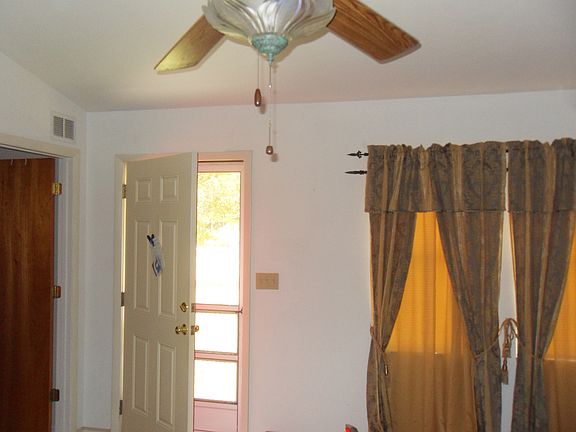 2nd image of 1273 Candleberry St