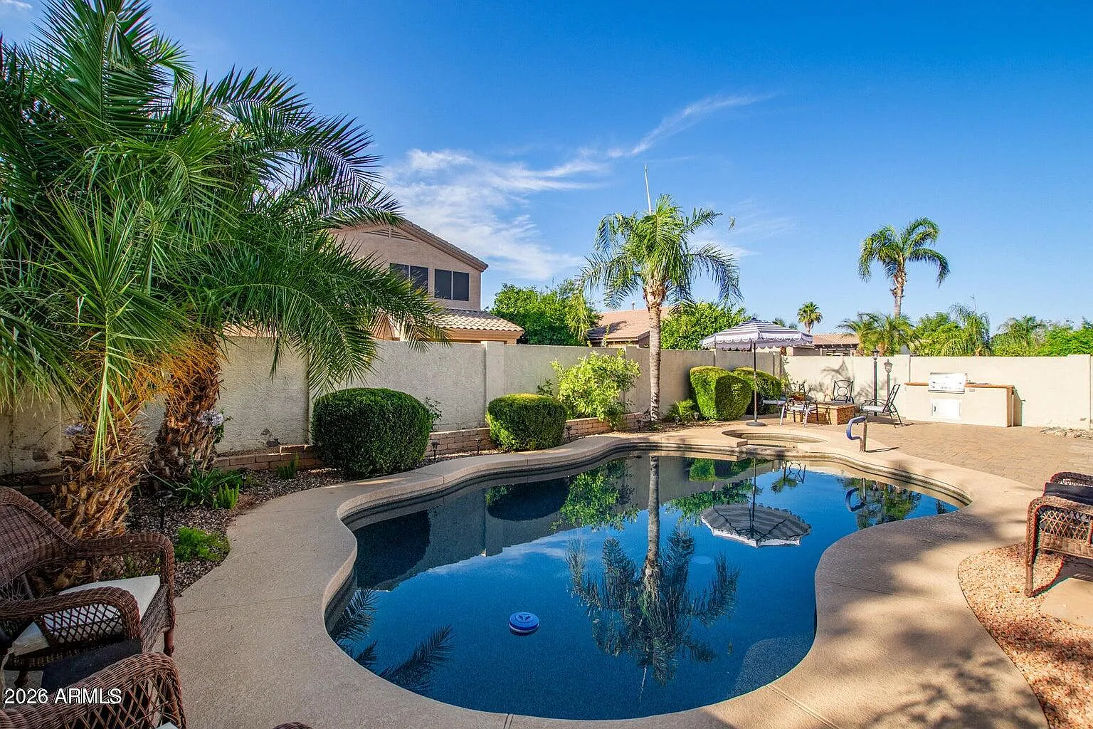 3 bed, 2.0 bath, 1701 sqft, $4,000 — Photo 4