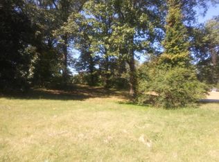 3461 Lakeview Rd, Memphis, TN 38116