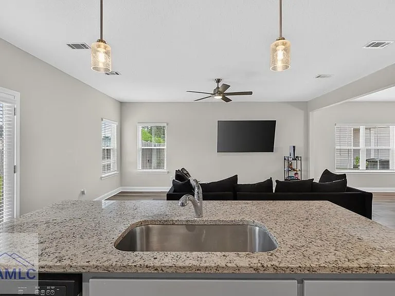 929 Abode Ave — Photo 14