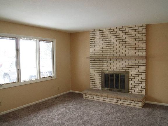 2nd image of 1466 N 22nd St