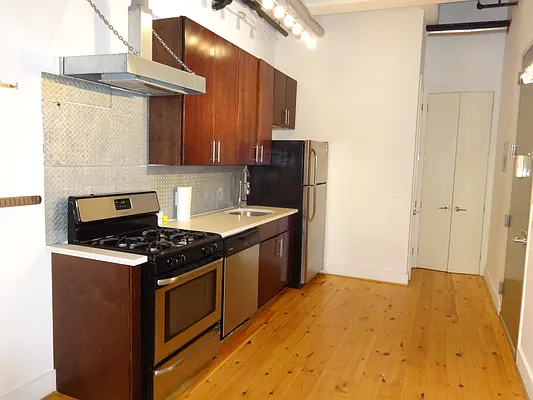 Rented by Fiddler Realty | media 14