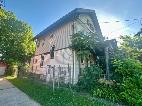 1560 Ruth Ave, Cincinnati, OH 45207
