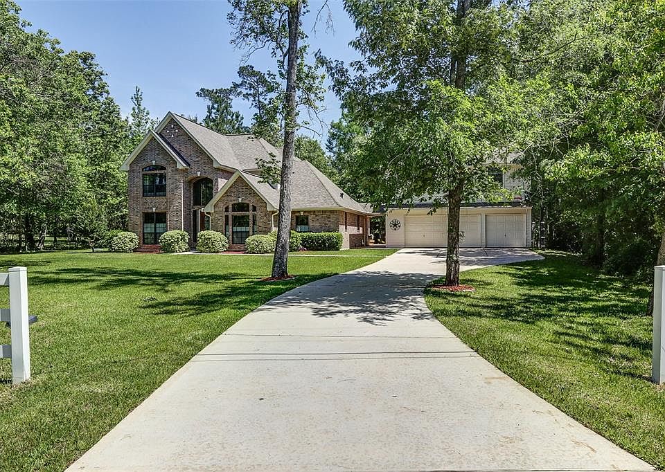 1st image of 11726 Water Oak Dr