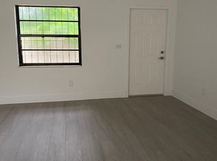 2732 SW 25th St, Miami, FL 33133